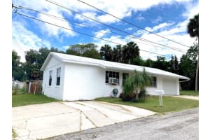 2347 MOCKINGBIRD HILL DR, APOPKA, FL 32703 Sold 10/28/22