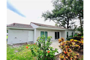 10153 MATCHLOCK DR, ORLANDO, FL 32821 Sold 07/08/22
