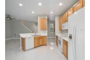 8144 VILLA GRANDE CT, SARASOTA, FL 34243 Sold 07/14/22