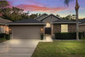 8232 BAYWOOD VISTA DR, ORLANDO, FL 32810 Sold 08/31/22