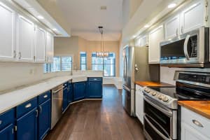1473 DEER LAKE CIR, APOPKA, FL 32712 Sold 07/11/22