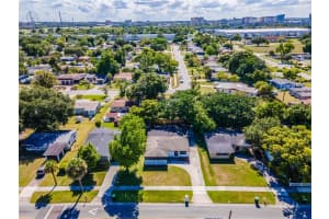 7518 MANDARIN DR, ORLANDO, FL 32819 Sold 08/22/22