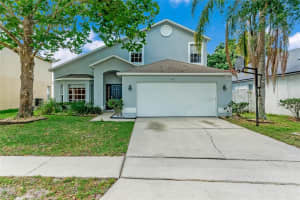 132 KNIGHTS HOLLOW DR, APOPKA, FL 32712 Sold 08/30/22