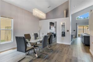 132 KNIGHTS HOLLOW DR, APOPKA, FL 32712 Sold 08/30/22