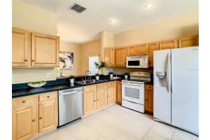 4858 WATERSIDE POINTE CIR, ORLANDO, FL 32829 Sold 07/12/22