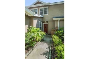 691 OAK HARBOUR DR #117, ALTAMONTE SPRINGS, FL 32701 Sold 07/20/22