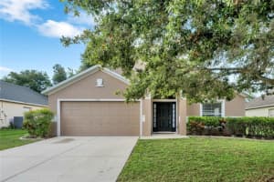 2260 MERRY RD, TAVARES, FL 32778 Sold 10/20/22