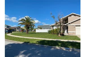 2679 HORSESHOE BAY DR, KISSIMMEE, FL 34741 Sold 06/30/22