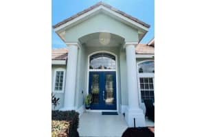 9810 CAMBERLEY CIR, ORLANDO, FL 32836 Sold 07/19/22