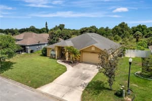 2327 COUPLES DR, LAKELAND, FL 33813 Sold 07/19/22