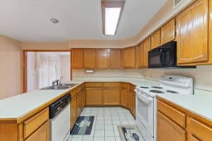 524 GLEN GROVE LN, ORLANDO, FL 32839 Sold 07/21/22