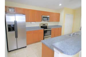 117 PRAIRIE FALCON DR, GROVELAND, FL 34736 Sold 07/20/22