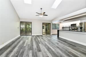 441 COUNTRY WOOD CIR, LAKE MARY, FL 32746 Sold 08/17/22