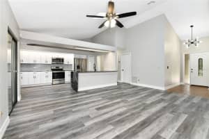 441 COUNTRY WOOD CIR, LAKE MARY, FL 32746 Sold 08/17/22