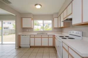 1438 BIRCHSTONE AVE, BRANDON, FL 33511 Sold 03/17/23