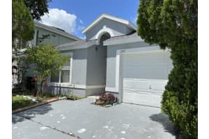 1207 CAREY GLEN CIR, ORLANDO, FL 32824 Sold 07/13/22