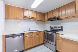 4211 S SEMORAN BLVD #3, ORLANDO, FL 32822 Sold 08/18/22
