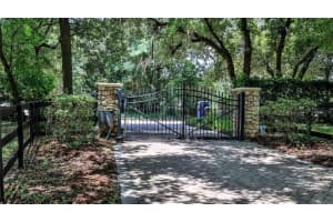 235 LONGWOOD HILLS RD, LONGWOOD, FL 32750 Sold 11/14/22
