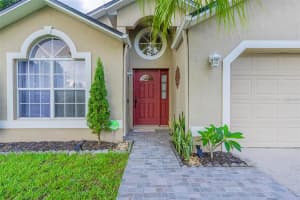 13643 SPRINGTIDE CT, ORLANDO, FL 32826 Sold 08/06/22