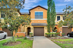 2430 WINDSOR LAKE CIR, SANFORD, FL 32773 Sold 08/29/22