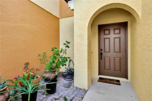 2430 WINDSOR LAKE CIR, SANFORD, FL 32773 Sold 08/29/22