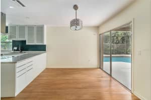 3828 GATEWOOD DR, SARASOTA, FL 34232 Sold 03/20/23