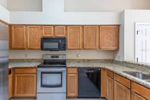 808 SILVERSMITH CIR, LAKE MARY, FL 32746 Sold 03/22/23