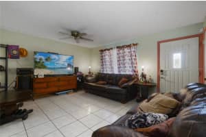 837 RAVEN AVE, LONGWOOD, FL 32750 Sold 08/05/22
