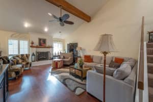 104 OAKS CT, SANFORD, FL 32771 Sold 08/19/22