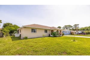 1320 JOHNS CIR, MERRITT ISLAND, FL 32952 Sold 07/22/22