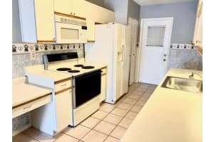 249 WINTER RIDGE BLVD #249, WINTER HAVEN, FL 33881 Sold 07/22/22