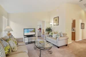 976 SANDY RIDGE DR, DAVENPORT, FL 33896 Sold 08/01/22