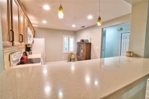 5 ESCONDIDO CIR #46, ALTAMONTE SPRINGS, FL 32701 Sold 08/19/22