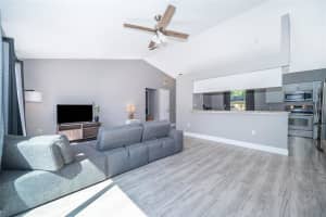 186 TIMBERPARK DR, DAVENPORT, FL 33837 Sold 07/26/22