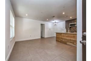 615 DORY LN #302, ALTAMONTE SPRINGS, FL 32714 Sold 08/02/22