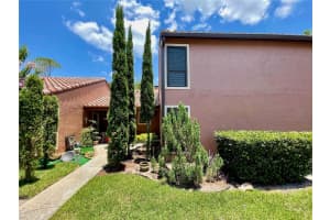 623 SAINT JOHNS CT #623, WINTER PARK, FL 32792 Sold 07/21/22