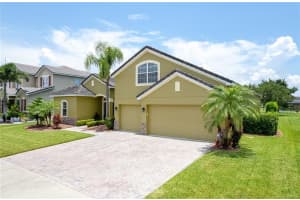 2107 LAKE ROBERTS LANDING DR, WINTER GARDEN, FL 34787 Sold 07/20/22