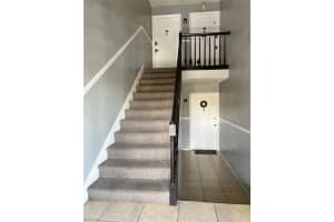 420 BANYON TREE CIR #200, MAITLAND, FL 32751 Sold 08/25/22