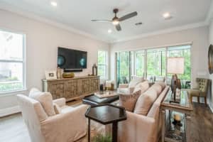 696 ROSEWOOD WAY, LAKE MARY, FL 32746 Sold 08/25/22