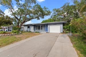 2269 CAROLYN DR, DUNEDIN, FL 34698 Sold 09/01/22