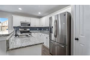 6952 HAWTHORNE TRACE LN, RIVERVIEW, FL 33578 Sold 03/28/23