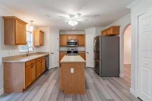 7406 LAKE MARNI CT, MOUNT DORA, FL 32757 Sold 02/21/23