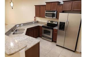 4028 SHADE TREE LN, LAKELAND, FL 33812 Sold 08/12/22