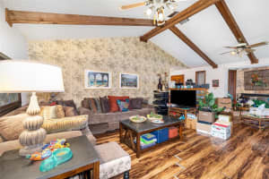 7100 CARLENE DR, ORLANDO, FL 32835 Sold 12/01/22