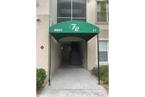 3001 LAUREL RUN LN #201, KISSIMMEE, FL 34741 Sold 07/27/22