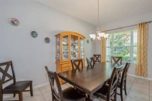 853 RED HAVEN LN, OVIEDO, FL 32765 Sold 08/15/22