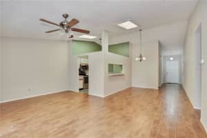 109 OAKRIDGE CT, SANFORD, FL 32773 Sold 07/28/22
