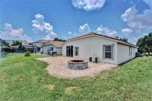 6142 BUFORD ST, ORLANDO, FL 32835 Sold 09/30/22