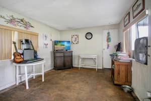 9826 5TH AVE, ORLANDO, FL 32824 Sold 08/31/22