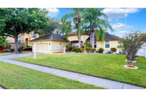 1382 SHELTER ROCK RD, ORLANDO, FL 32835 Sold 08/30/22